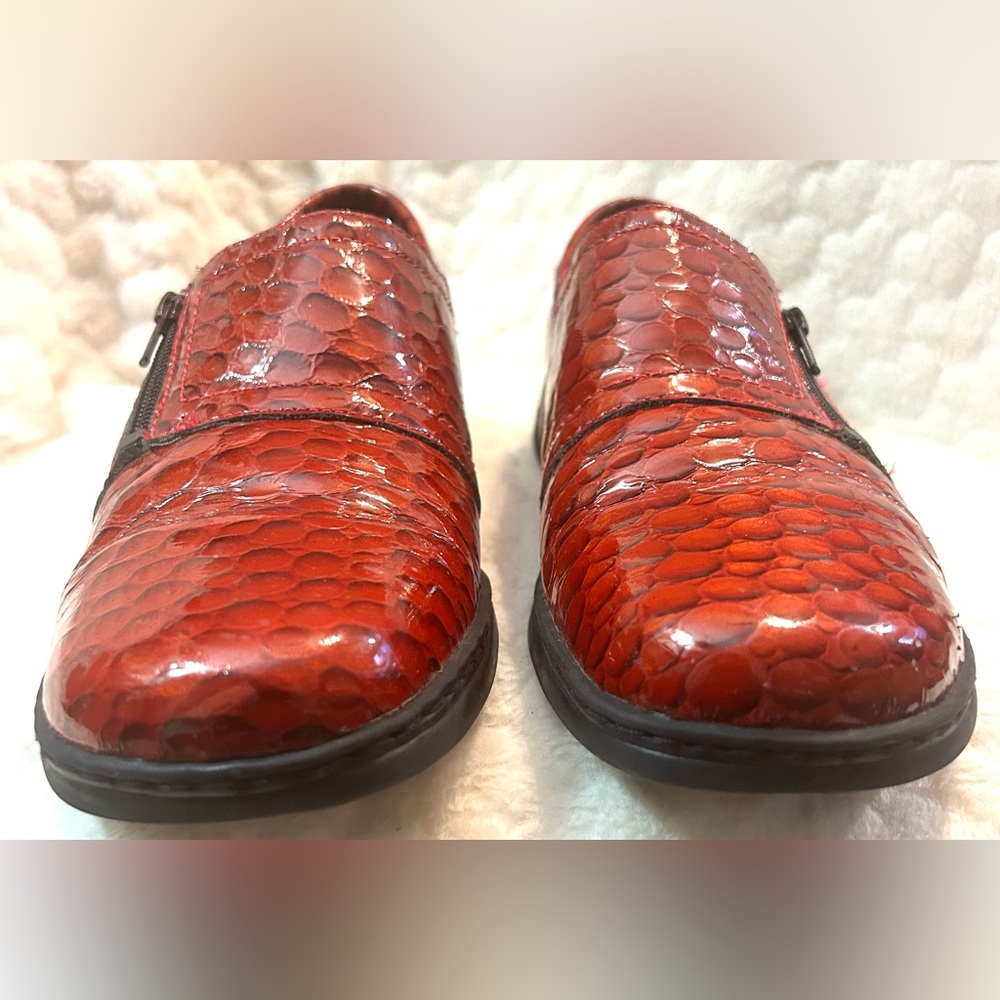 Naturalizer Clarissa Red Patent Leather Croc Slip on Loafer women’s size 10.5M - Picture 6 of 13